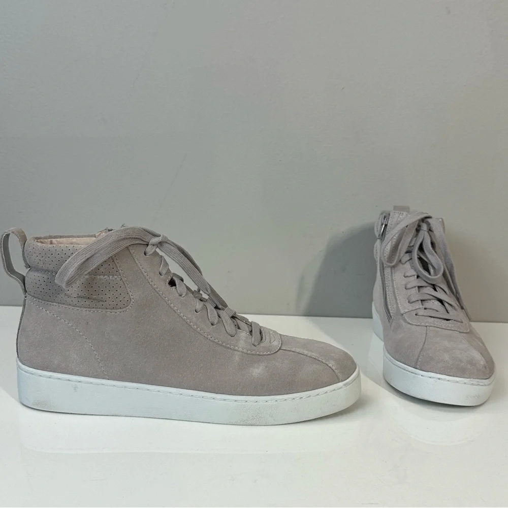 Vionic Jenning Light Gray Suede High‎ Top Athletic Shoe Sneaker Women's Size 8